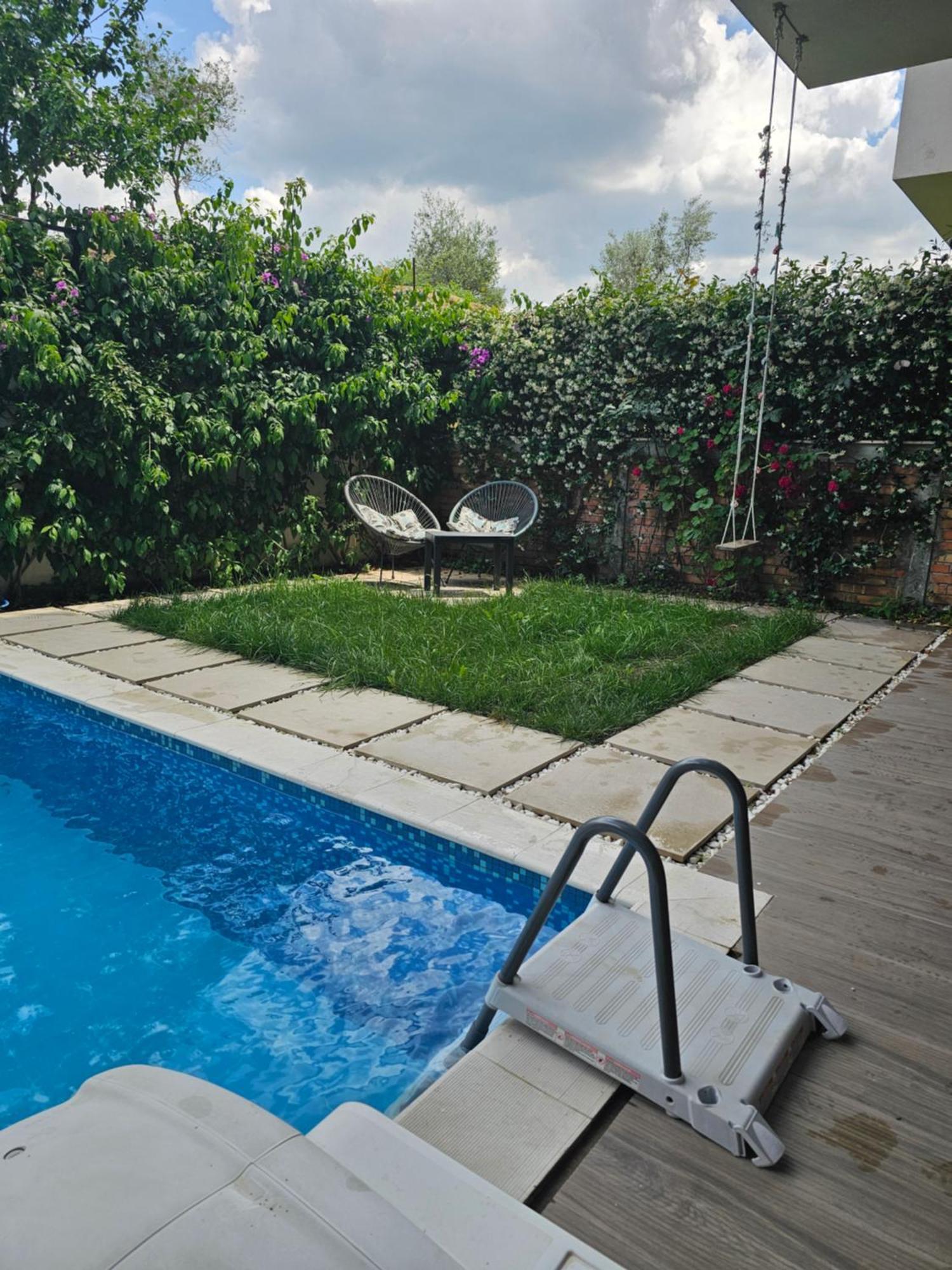 Stylish Two Bedroom House With Private Pool Τίρανα Εξωτερικό φωτογραφία